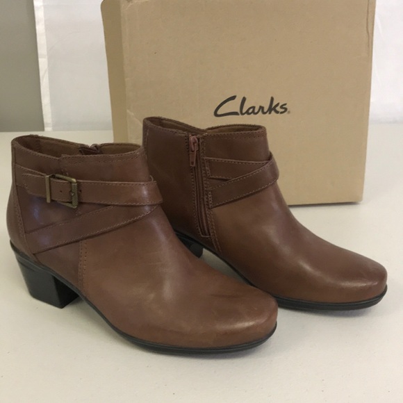 clarks women's emslie cyndi ankle boot